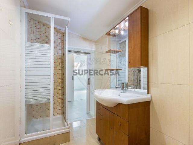 Apartamento T2 em Santo António