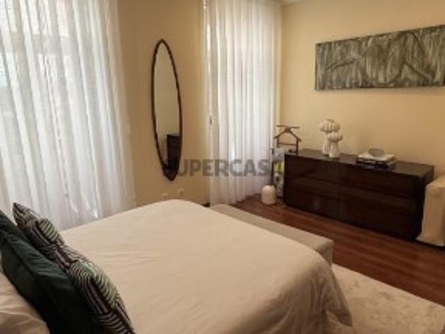 Apartamento T2 em Santo António