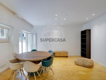 Apartamento T2 em Santo António