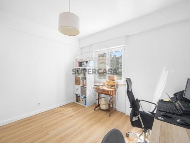 Apartamento T2 em Sacavém e Prior Velho