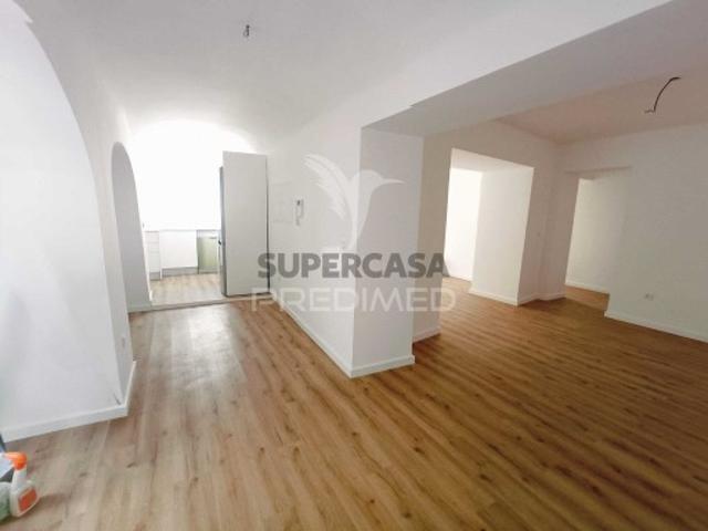 Apartamento T2 em Salvador e Santa Maria da Feira