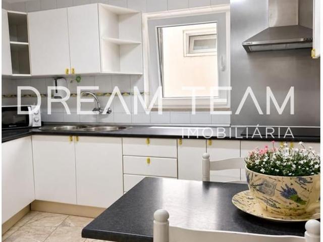 Apartamento T2 em Sesimbra Arrendamento