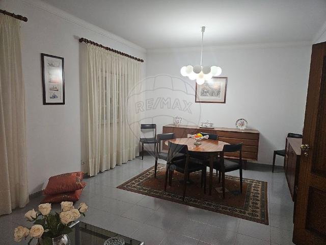 Apartamento T2 em Setúbal