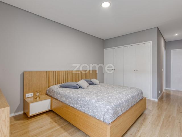 Apartamento T2 em Silva Escura Maia