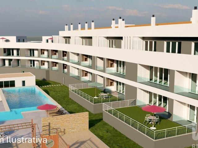 Apartamento T2 em Silveira de 129,00 m²