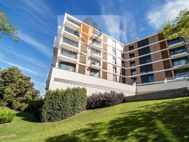 Apartamento T2 + Escritório Como Novo com Varanda, Arrumo e. 99m² Oliveira Do Douro