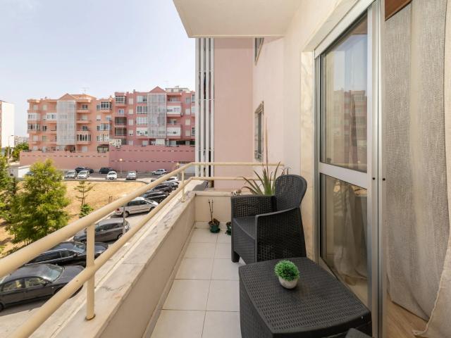 Apartamento T2 Feijó com varanda 67m² Laranjeiro e Feijó