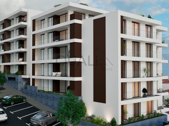 Apartamento T2 Fração Ar & 9474 Estreito Câmara de Lobos 97m² Estreito De Câmara De Lobos