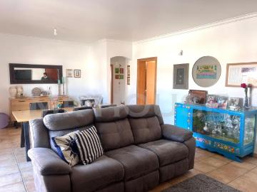 Apartamento T2 frente ao mar, em Salir do Porto