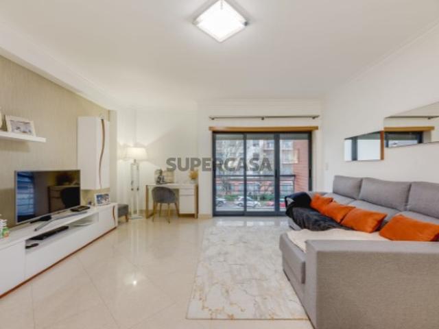 Apartamento T2 | Garagem | Colinas do Cruzeiro
