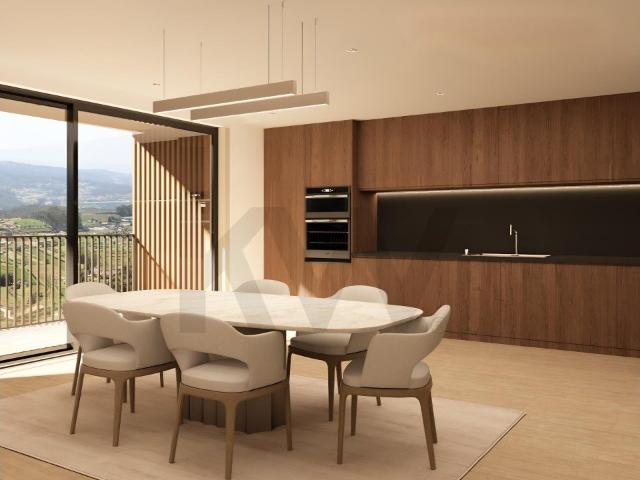 Apartamento T2 inserido no empreendimento Baltar 676, em Bal. 99m² Baltar
