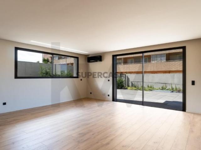 Apartamento T2 inserido no empreendimento em Vila Nova de Gaia