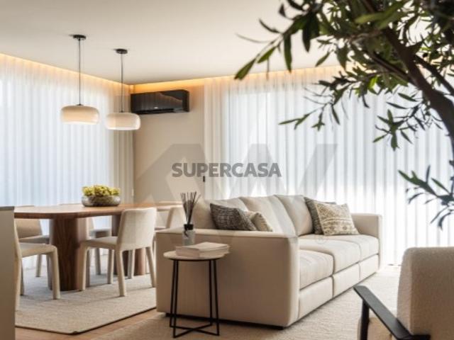 Apartamento T2 inserido no empreendimento Santos Silva em Vila Nova de Gaia