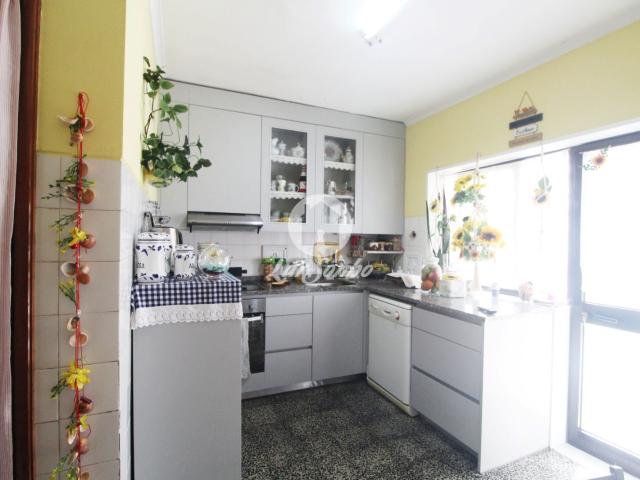 Apartamento T2 junto à Av da Carvalha, Fânzeres, com Excelente Exposição Solar e Garagem Box