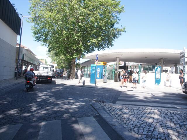 Apartamento T2 junto à estação da CP Sintra