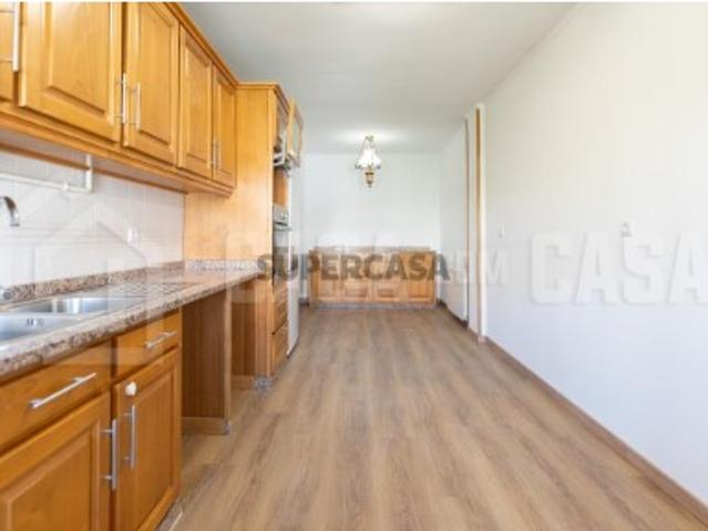 Apartamento T2 junto ao Politécnico