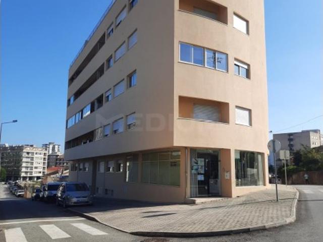 Apartamento T2 localizado na Trofa