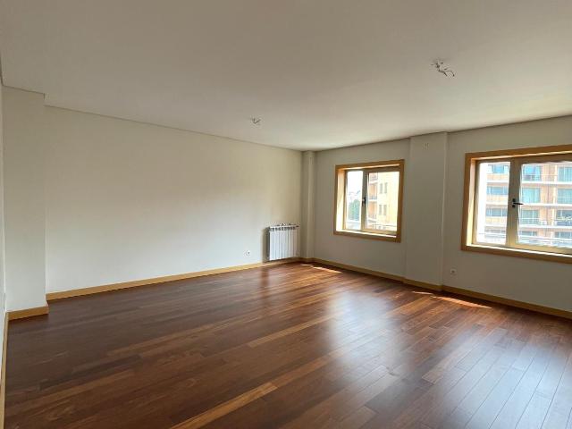 Apartamento T2 Lordelo do Ouro