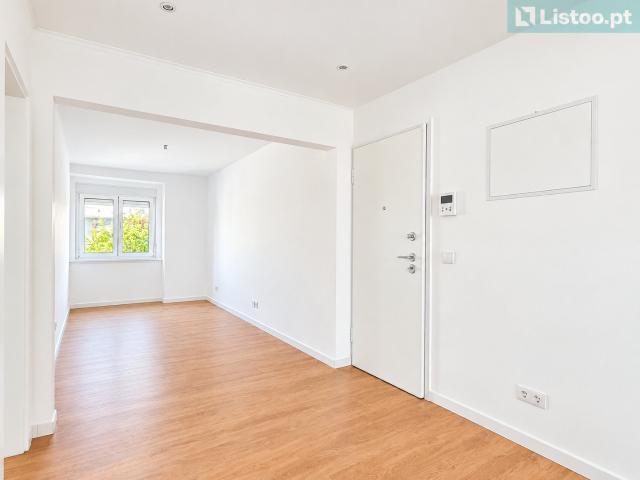Apartamento T2 Luminoso em Belém_5 minutos Algés