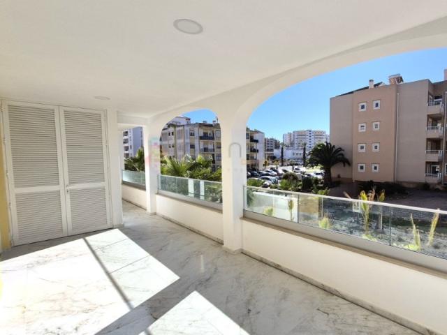 Apartamento T2 Luxo em Lagos ESPETACULAR, PRONTO À ESTREAR