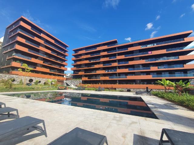 Apartamento T2 Luxo Virtudes 102m² São Martinho