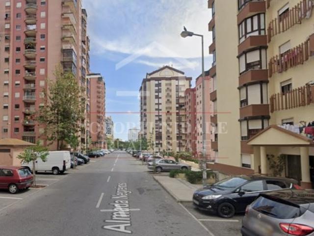 Apartamento T2 m Tapada das Mercês, Sintra