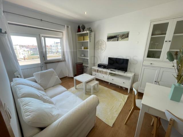Apartamento T2 Mem Marints