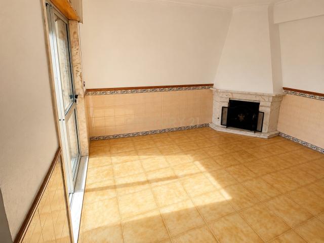 Apartamento T2 | Mercês Rio de Mouro | Sintra