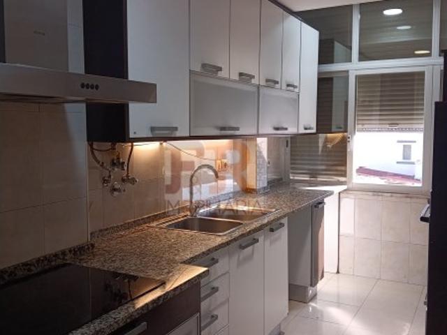 Apartamento T2 Mina de Água, Amadora Lisboa
