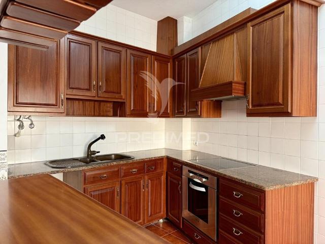 Apartamento t2 mira de aire, porto de mós