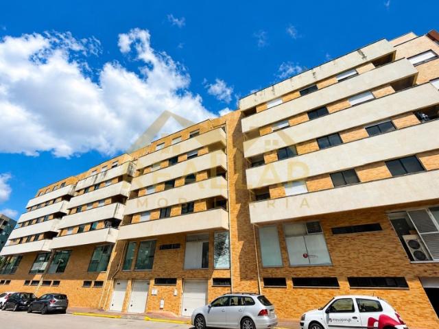 Apartamento T2 Mobilado com Box de Estacionamento em Localização Privilegiada Braga
