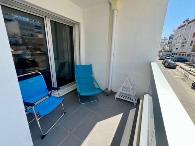 Apartamento T2 Mobilado com Varandas e Elevador Conforto e Excelente Localização