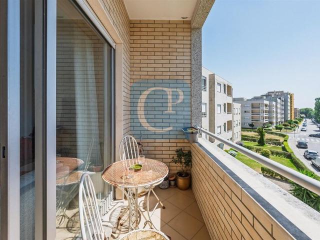 Apartamento T2 mobilado e equipado nos Caulinos, Senhora da Hora
