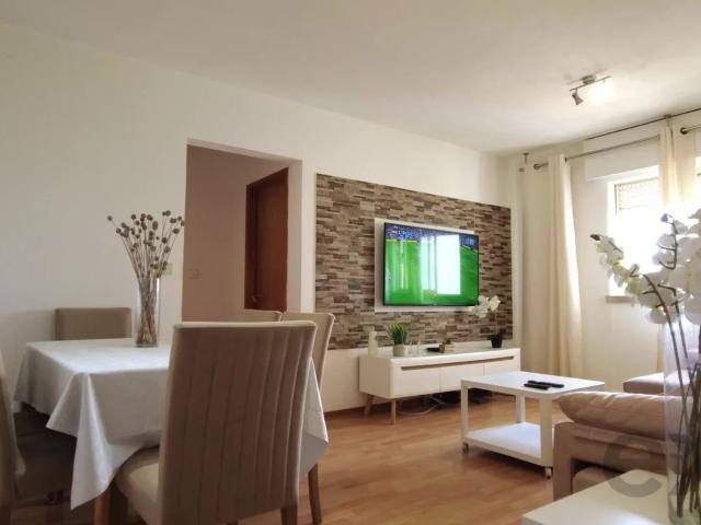 Apartamento T2 mobilado em ótimo estado