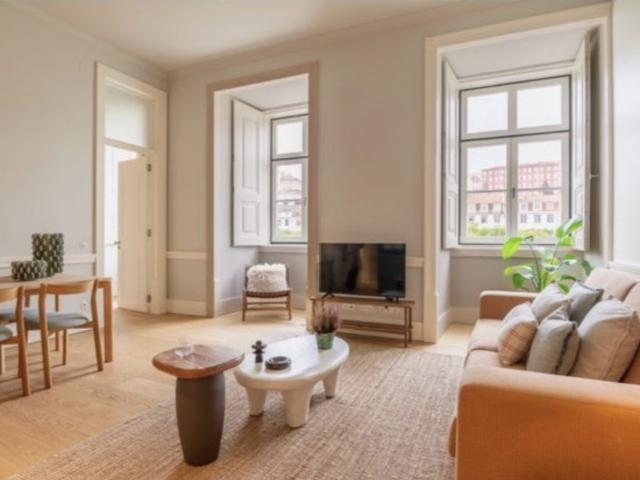 Apartamento T2 mobilado no centro de Lisboa
