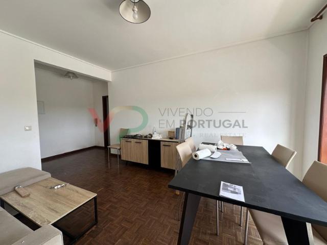 APARTAMENTO T2 MOBILADO NO CENTRO DE VAGOS