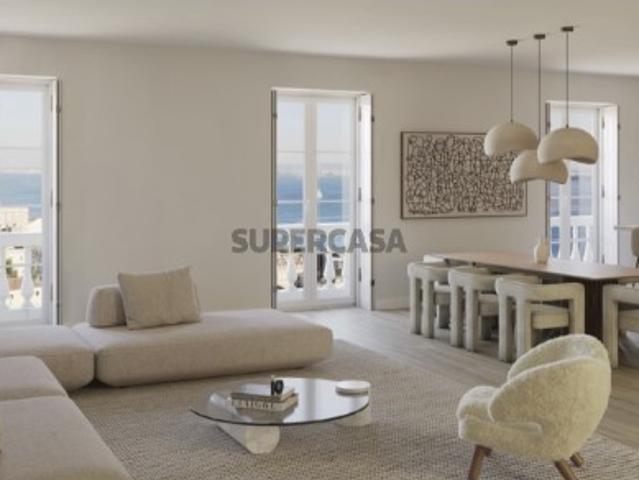 Apartamento T2 Moderno no Coração de Lisboa