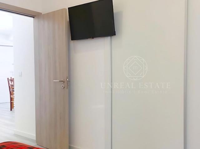 Apartamento T2 Moderno com garagem, localizado no Centro Histórico de Torres Novas