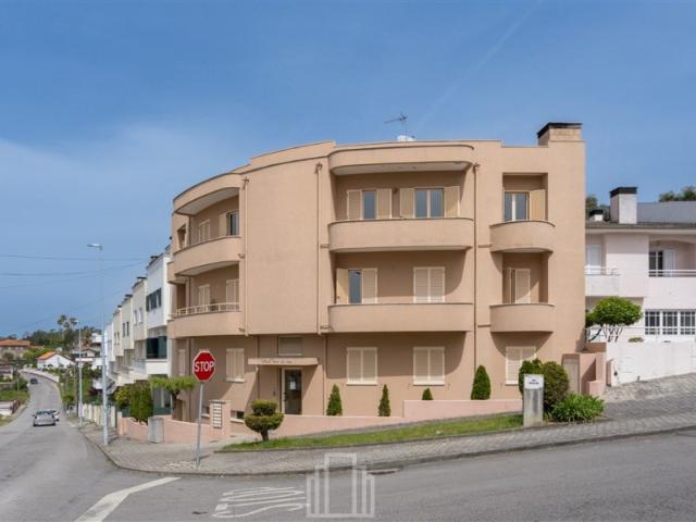 Apartamento T2 / Mosteirô