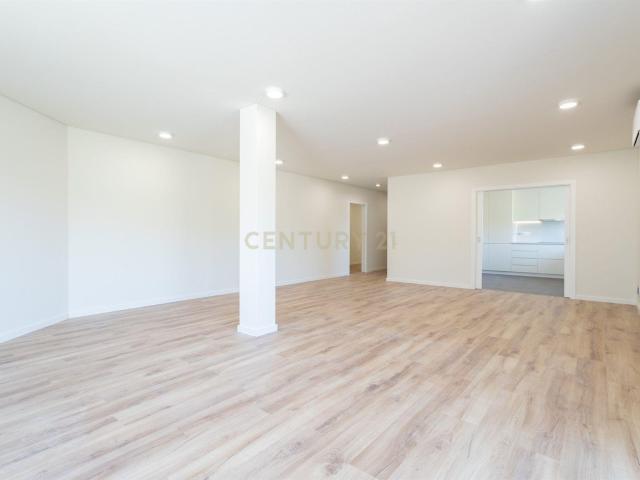 Apartamento T2 na Ameixoeira Lisboa Nova Construção 114m² Olivais