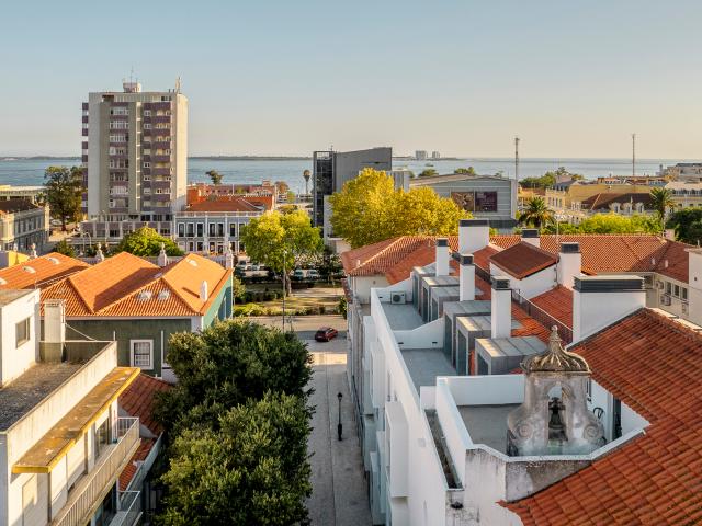 Apartamento T2, na Avenida Luísa Todi, em Setúbal
