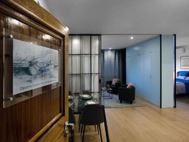 Apartamento T2 na Baixa do Porto para arrendamento