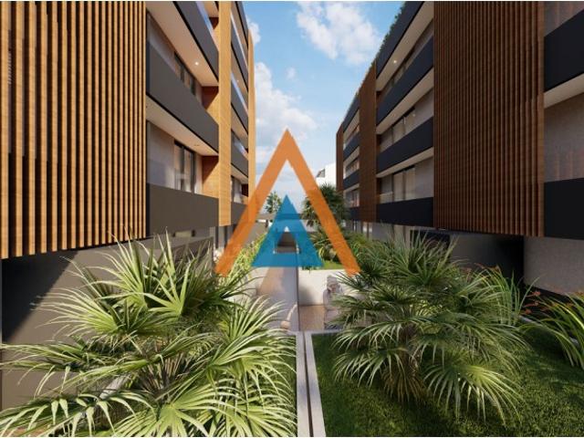 Moderno Apartamento T3 Novo no Centro de Espinho