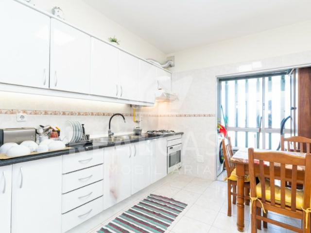 RESERVADO Apartamento T2, na Marinha Grande