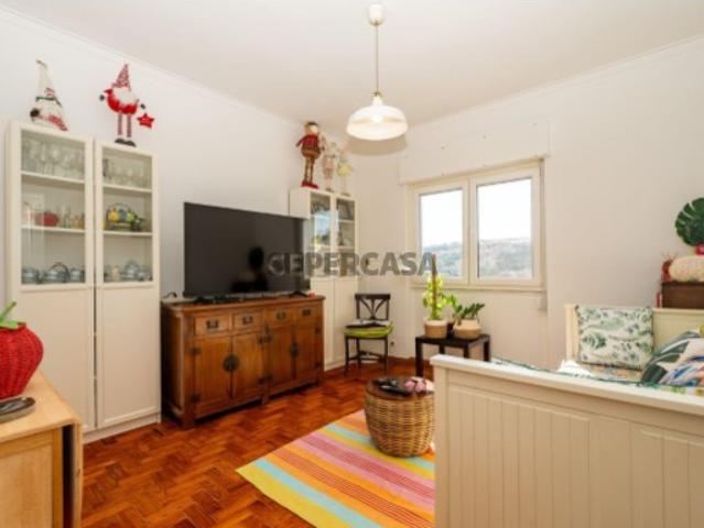 Apartamento T2 na Povoa de Santo Adrião com Excelente Localização e Conforto