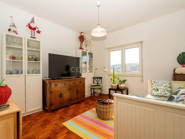 Apartamento T2 na Povoa de Santo Adrião com Excelente Localização e Conforto