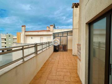 Apartamento T2 na Praia da Tocha a passos do arial, excelente, renovado com caracteristicas modernas