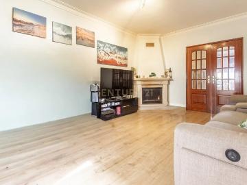 Apartamento T2 na Quinta do Conde