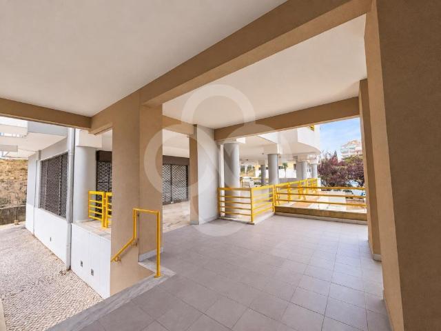 Apartamento T2 na Reboleira excelentes transportes públicos. 67m² Falagueira Venda Nova