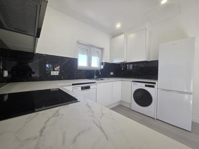 Apartamento T2 no 1ºandar para arrendar em Mafra Disponível Final de Outubro